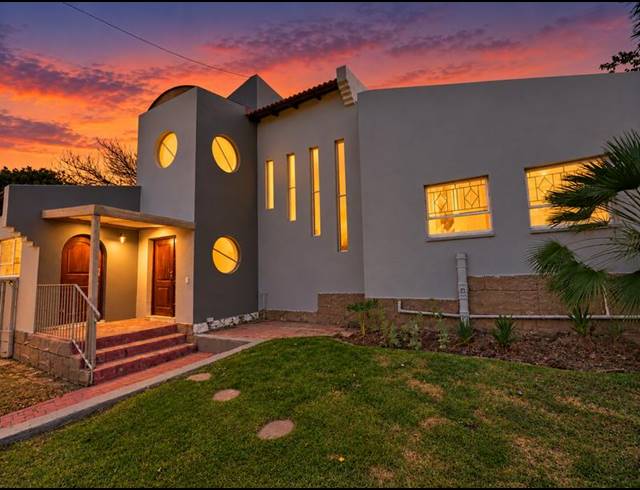 3 BEDROOM DUPLEX FOR SALE IN SUIDEROORD